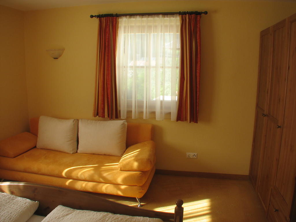 Apart Raetia Apartment Пфундс Стая снимка