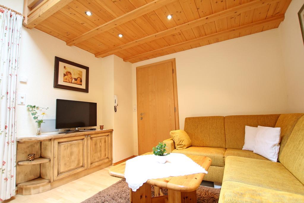 Apart Raetia Apartment Пфундс Екстериор снимка
