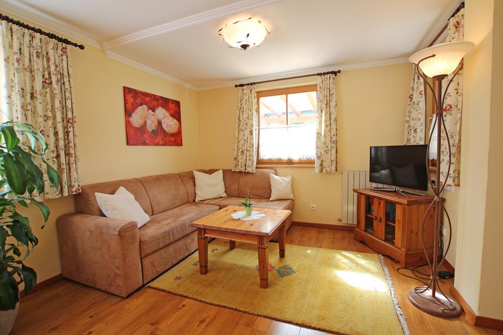 Apart Raetia Apartment Пфундс Екстериор снимка